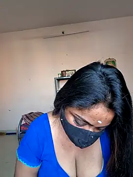 Snapshot of queendivya chatting on 06.02.26 queendivya online show from 06.02.26