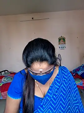 Snapshot of queendivya chatting on 06.11.26 queendivya online show from 06.11.26