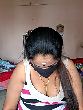 Snapshot of queendivya chatting on 06.12.26 queendivya online show from 06.12.26