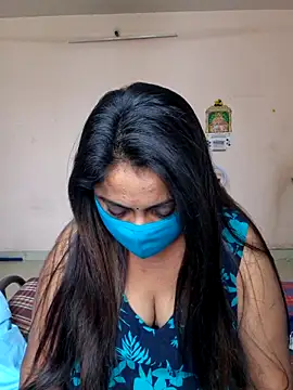 Snapshot of queendivya chatting on 06.19.26 queendivya online show from 06.19.26