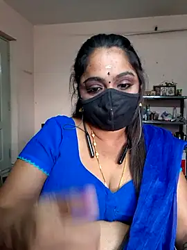 Snapshot of queendivya chatting on 06.27.26 queendivya online show from 06.27.26