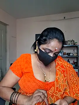 Snapshot of queendivya chatting on 07.05.26 queendivya online show from 07.05.26