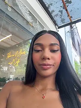 Snapshot of Savannahfisher chatting on 06.18.26 Savannahfisher online show from 06.18.26