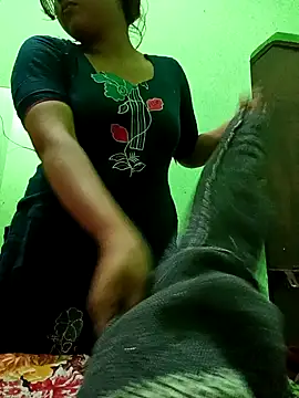 Snapshot of sanaya_3 chatting on 02.05.26 sanaya 3 online show from 02.05.26