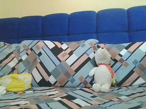 Snapshot of Suprice21 chatting on 03.31.26 Suprice21 online show from 03.31.26