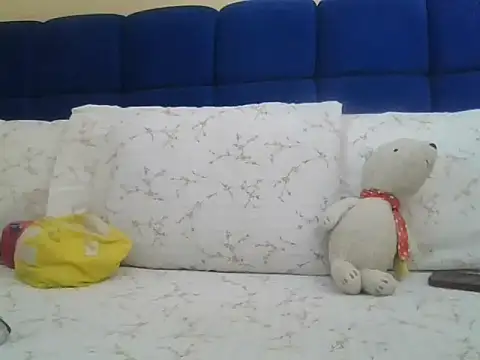 Snapshot of Suprice21 chatting on 04.14.26 Suprice21 online show from 04.14.26