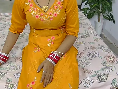 Lovelyy-couple online show from 10.22.25