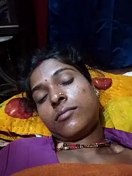 Snapshot of Hot_reshmaji chatting on 10.19.25 Hot reshmaji online show from 10.19.25