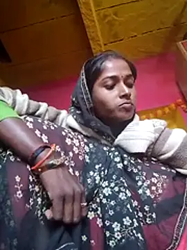 Snapshot of Hot_reshmaji chatting on 11.28.25 Hot reshmaji online show from 11.28.25