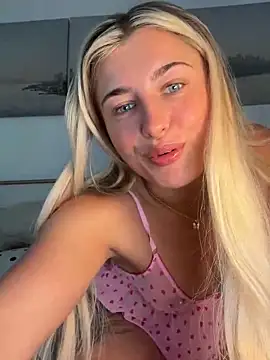 BabyBluexox online show from 05.19.26