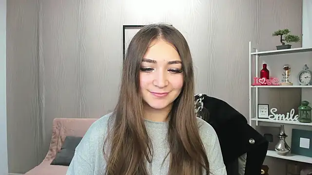 Snapshot of EllaClarke chatting on 02.17.26 EllaClarke online show from 02.17.26