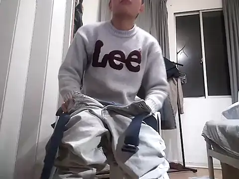 leeyoung  online show from 12.18.25