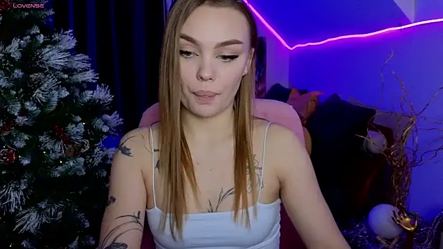 KitsyMoore online show from 01.05.26