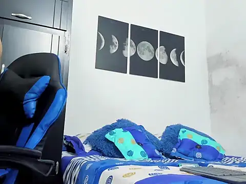 Snapshot of jey_cox23 chatting on 10.27.25 jey cox23 online show from 10.27.25