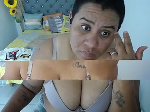 Snapshot of hotlesby_valery chatting on 03.12.26 hotlesby valery online show from 03.12.26