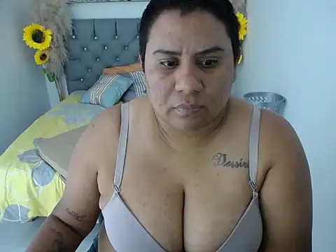 Snapshot of hotlesby_valery chatting on 03.18.26 hotlesby valery online show from 03.18.26