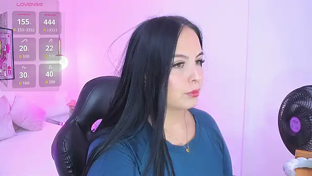 Snapshot of camiladuke7 chatting on 06.15.26 camiladuke7 online show from 06.15.26