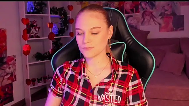 AriaWell online show from 12.14.25