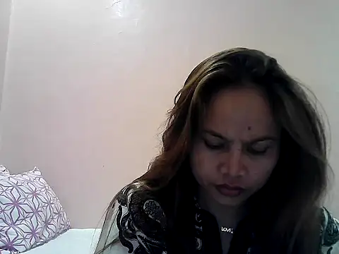 Amarrahlyn online show from 10.25.25