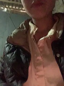 Halyy xx online show from 12.14.25