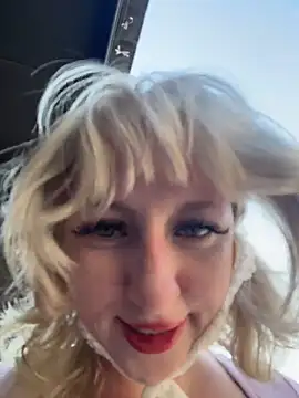 RonnieKiss online show from 04.05.26