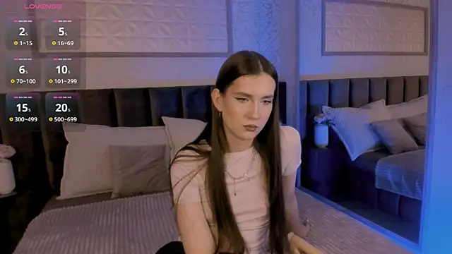 Snapshot of babyy_gloria chatting on 11.09.25 babyy gloria online show from 11.09.25