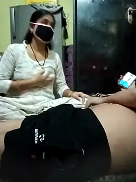 Cute-Charvii online show from 11.03.25