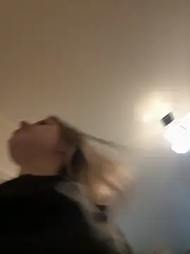 Snapshot of Niksa99x chatting on 10.29.25 Niksa99x online show from 10.29.25