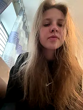 Snapshot of Niksa99x chatting on 11.06.25 Niksa99x online show from 11.06.25