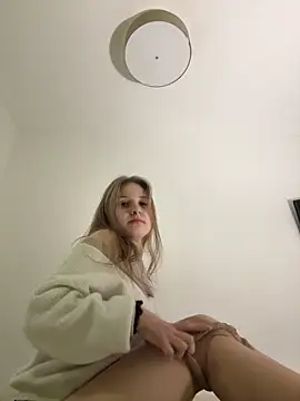 Snapshot of Niksa99x chatting on 02.04.26 Niksa99x online show from 02.04.26