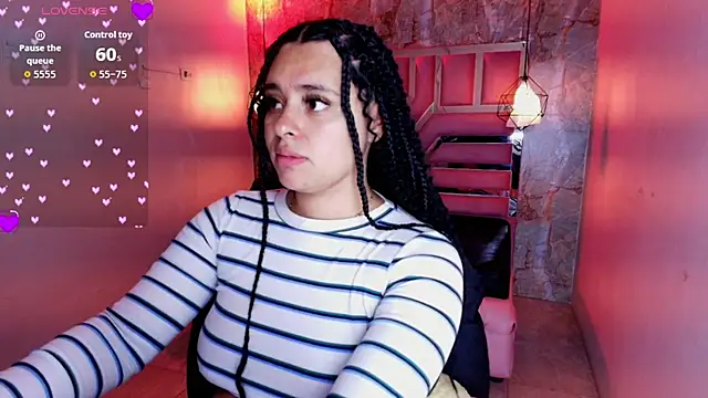 Snapshot of lorem_adams chatting on 10.09.25 lorem adams online show from 10.09.25