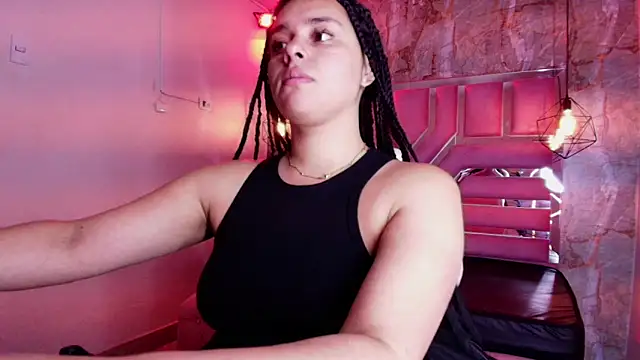 Snapshot of lorem_adams chatting on 11.05.25 lorem adams online show from 11.05.25