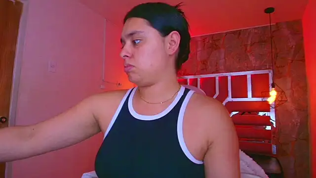 Snapshot of lorem_adams chatting on 11.15.25 lorem adams online show from 11.15.25