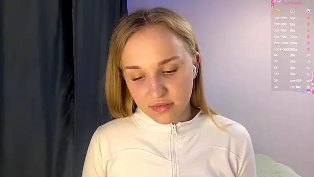 TanekaBoitel online show from 10.16.25