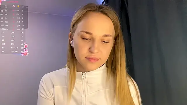 TanekaBoitel online show from 10.22.25