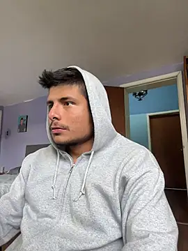 Snapshot of AnotherJuan_ chatting on 10.13.25 AnotherJuan online show from 10.13.25