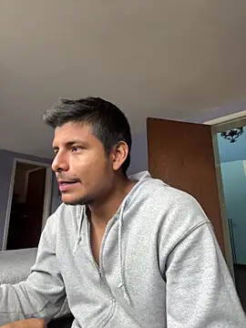 Snapshot of AnotherJuan_ chatting on 10.14.25 AnotherJuan online show from 10.14.25