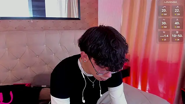 Snapshot of liam_twiink chatting on 07.09.26 liam twiink online show from 07.09.26