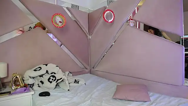 oblivionlove online show from 12.13.25