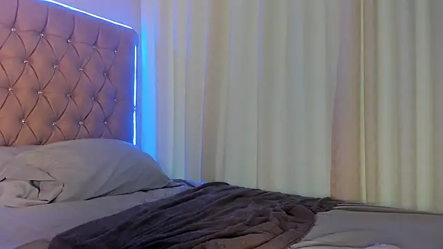 Snapshot of Salytexas chatting on 11.09.25 Salytexas online show from 11.09.25