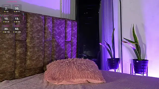 Missdionne curly online show from 04.09.26