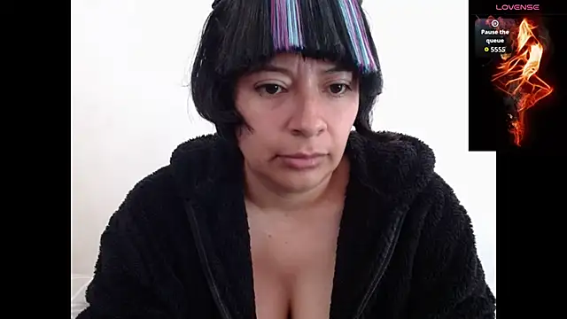 Acelinrose online show from 11.22.25