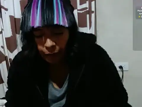 Snapshot of Acelinrose chatting on 05.21.26 Acelinrose online show from 05.21.26