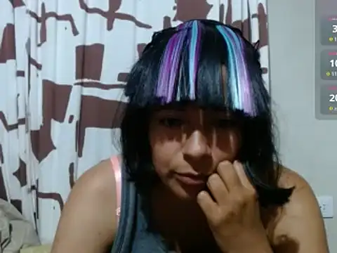 Snapshot of Acelinrose chatting on 05.24.26 Acelinrose online show from 05.24.26