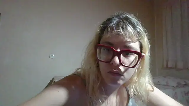 Snapshot of BlondieTami chatting on 01.07.26 BlondieTami online show from 01.07.26