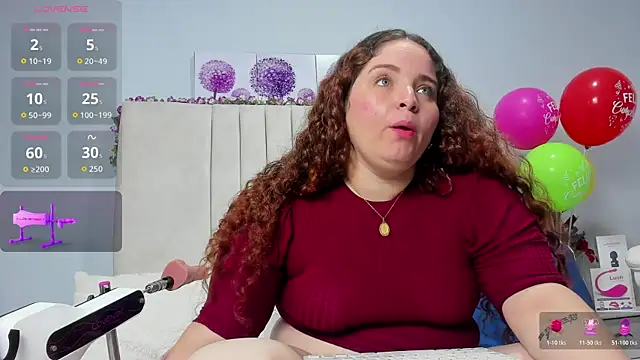 Snapshot of AmandaaWats chatting on 11.23.25 AmandaaWats online show from 11.23.25