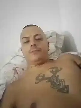 Snapshot of MaximoHall86 chatting on 09.27.25 MaximoHall86 online show from 09.27.25