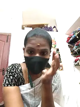 Snapshot of Tamil_Yalini12 chatting on 04.17.26 Tamil Yalini12 online show from 04.17.26