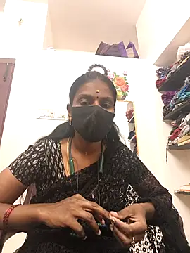 Snapshot of Tamil_Yalini12 chatting on 05.02.26 Tamil Yalini12 online show from 05.02.26