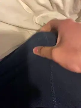 Snapshot of big_dick_horny_boy chatting on 11.25.25 big dick horny boy online show from 11.25.25